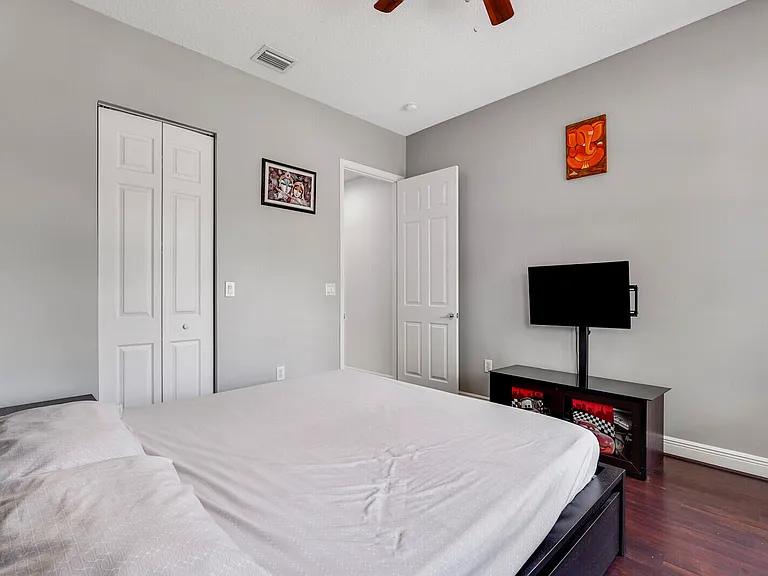 19084 Skyridge Cir — Photo 23