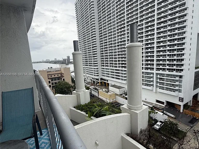 1750 N Bayshore Dr #1212 — Photo 5