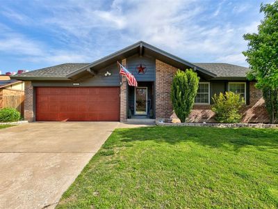1013 SW 11th St, Moore, OK, 73160