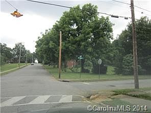5th image of 420 W Sharpe St