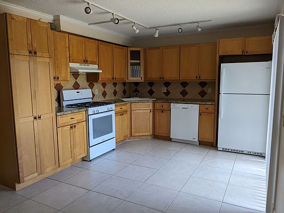5th image of 1674 Forest Lakes Cir APT C