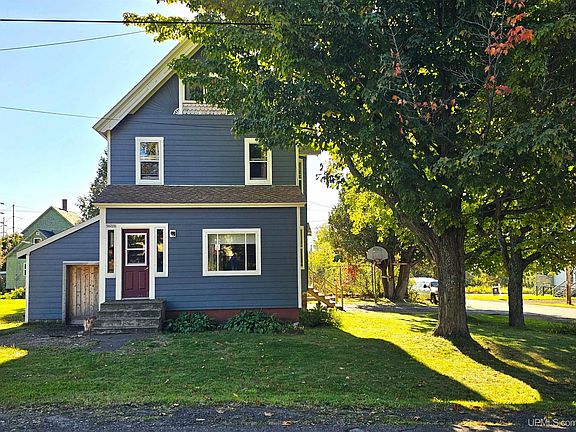 3rd image of 56226 Union St