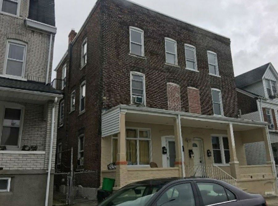 2nd image of 242-244 E Elm St