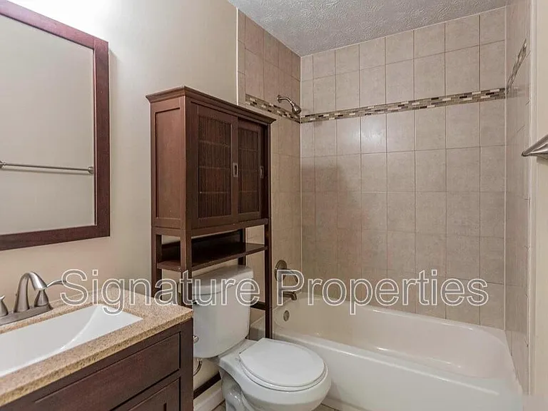 1 Martin St — Photo 14