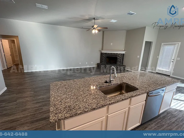1908 Kirksey Ave — Photo 5