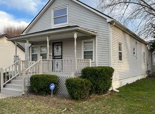 15554 Semrau Ave, Eastpointe, MI 48021