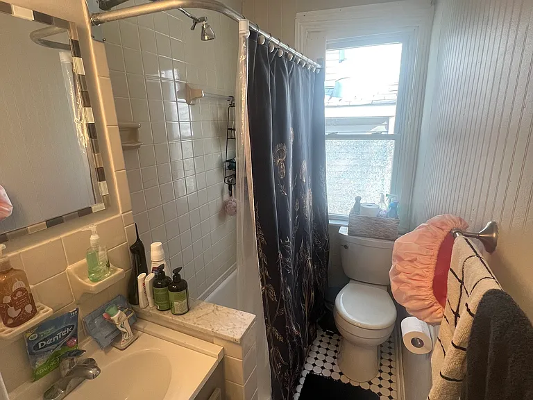 1708 N Scott St #2 — Photo 8