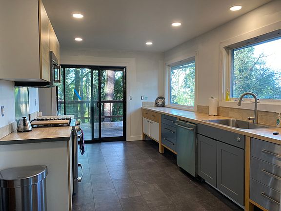 2nd image of 19081 Kantara Ct