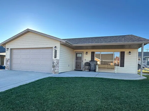6851 Mulberry Dr, Summerset, SD 57718