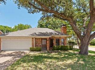 2901 Big Oaks Dr, Garland, TX 75044