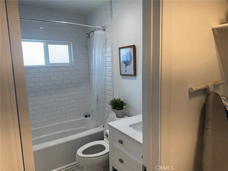 1398 Seacoast Dr #D — Photo 8