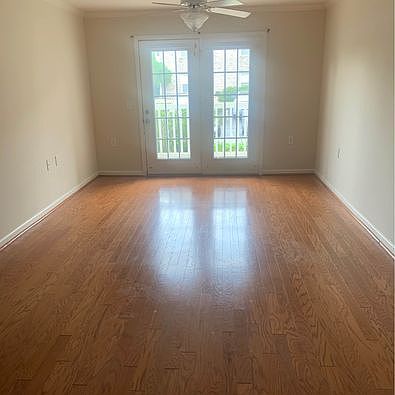 3rd image of 632 Condo Club Dr Unit 103