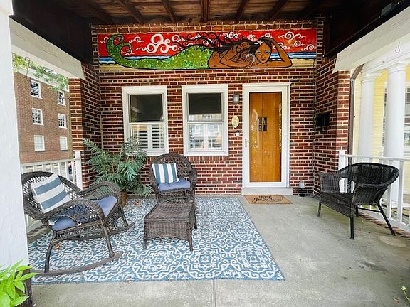 2nd image of 3001 Floyd Ave