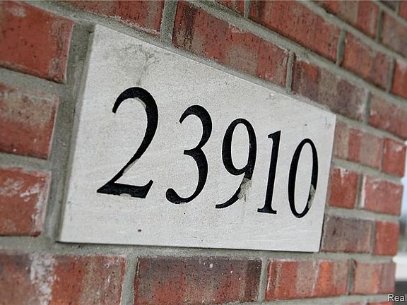 5th image of 23910 Meadows Ave Unit 55