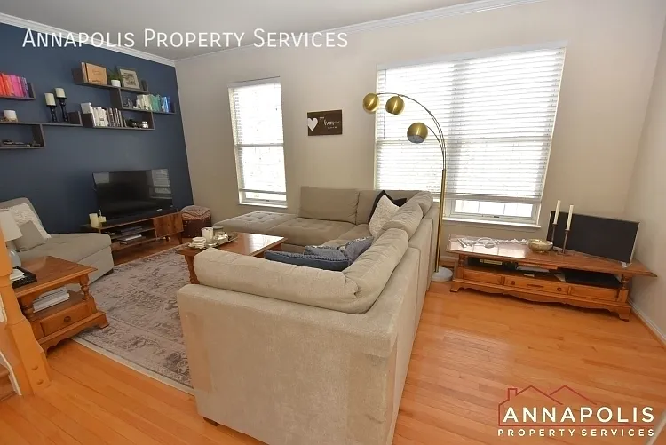 34 Millhaven Ct — Photo 5