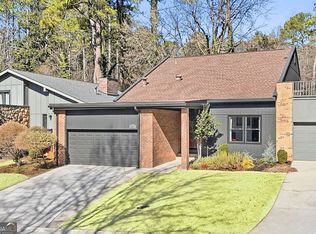 210 Leeward Ln, Roswell, GA 30076