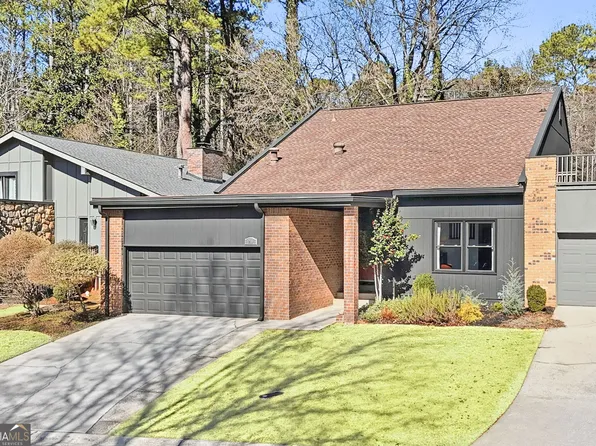 210 Leeward Ln, Roswell, GA 30076