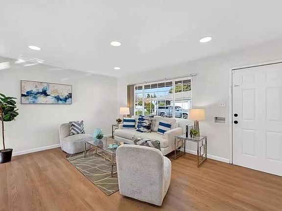 3rd image of 23162 Ida Ln