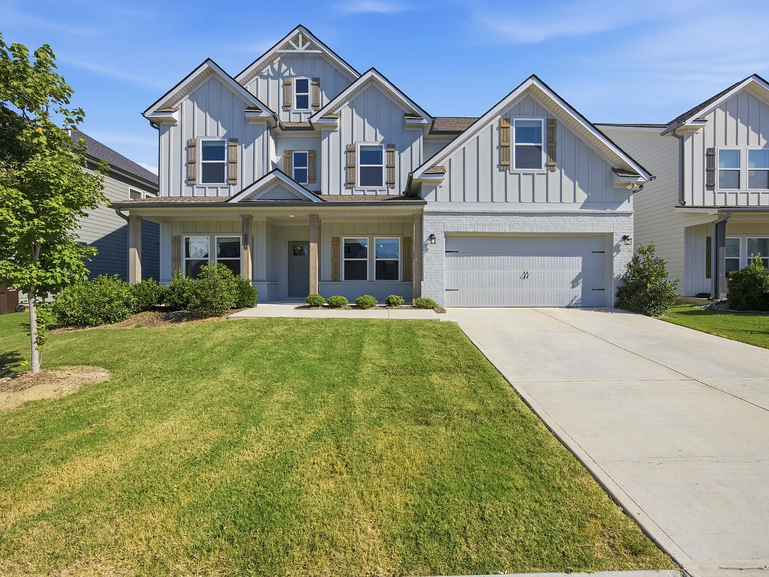 5 bed, 3403 sqft, $3,600 — Photo 1