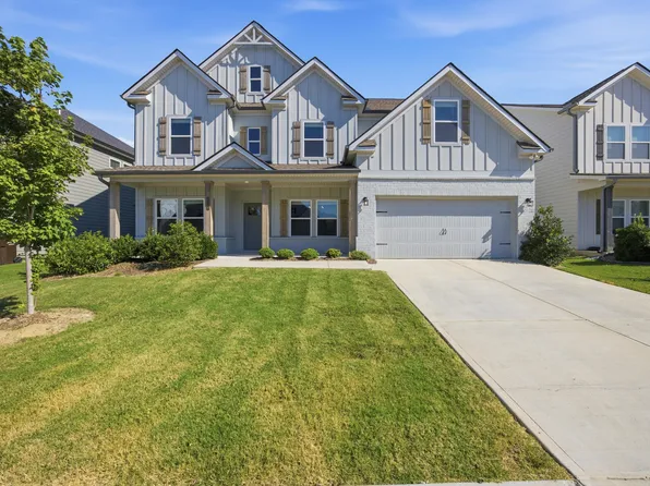 2256 Firelight Way, Ooltewah, TN