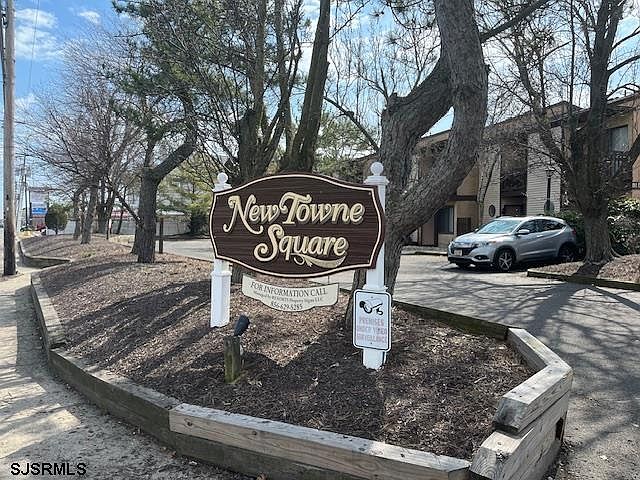 1st image of 207 Newtowne Sq #207