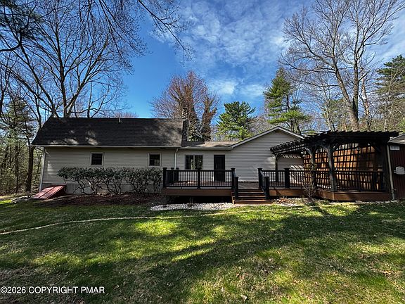 5th image of 2656 Rising Hill Dr