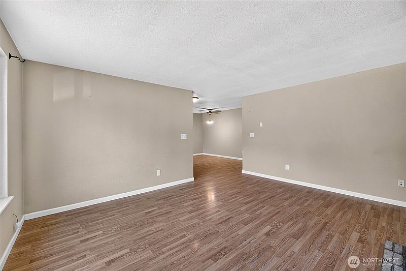 4th image of 12917 55th Avenue SE