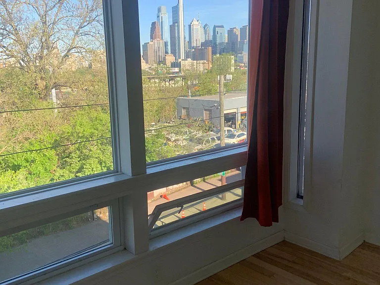 526 N 31st St #3 — Photo 6