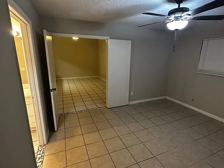 507 Mansfield Dr — Photo 17