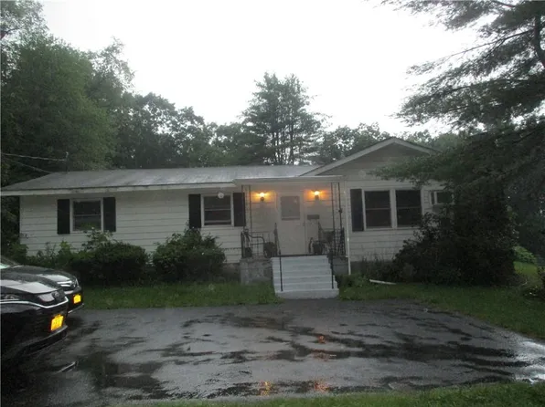 683 State Route 44 55, Highland, NY 12528