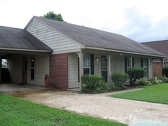 4th image of 10665 Oak Leaf Dr