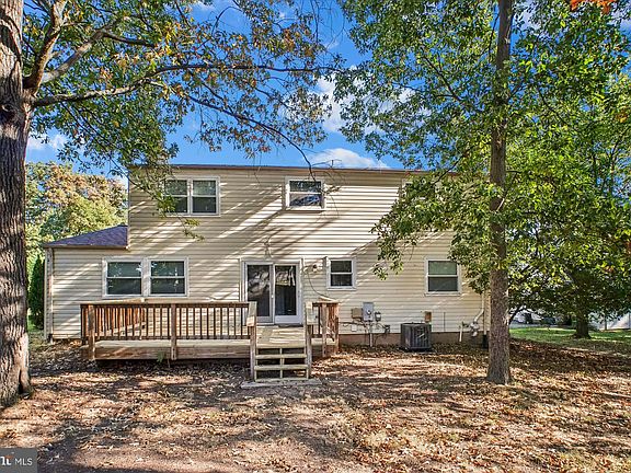 5th image of 1741 Whitewood Ln