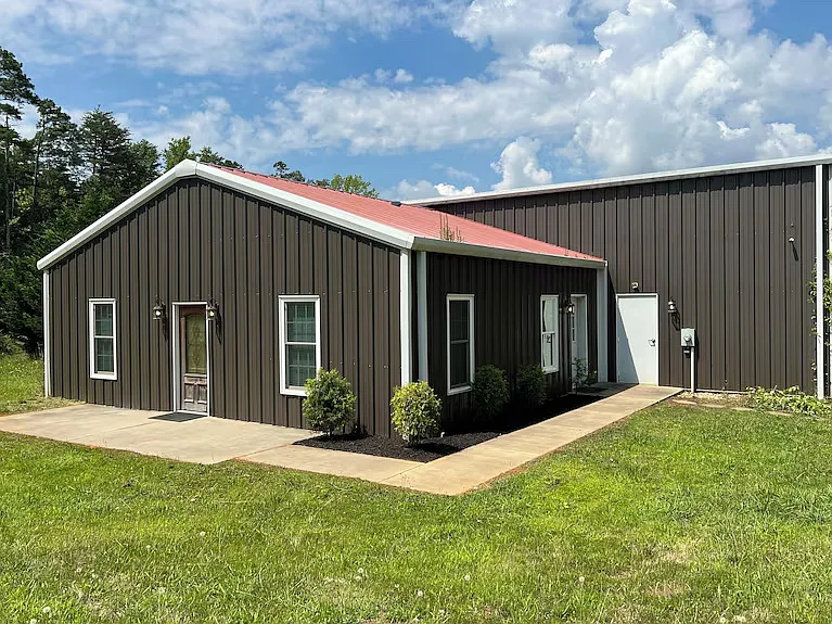 240 Hobbysville Rd