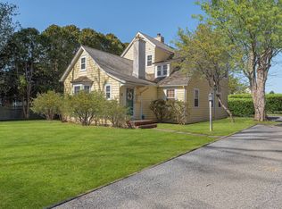 61 Halsey St, Southampton, NY 11968