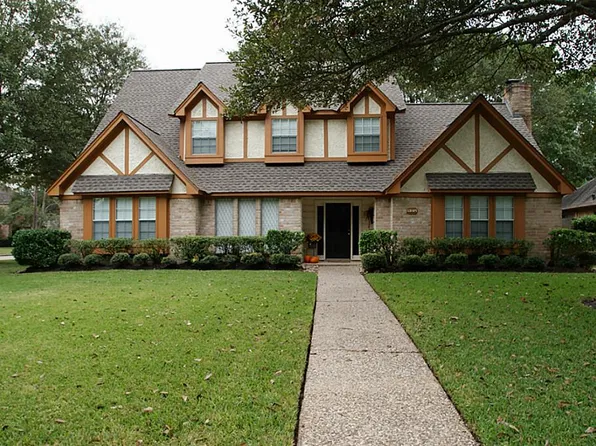 13107 Finch Brook Dr, Cypress, TX 77429