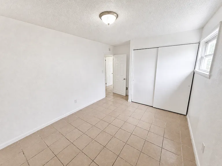 106 Louise Rd — Photo 13