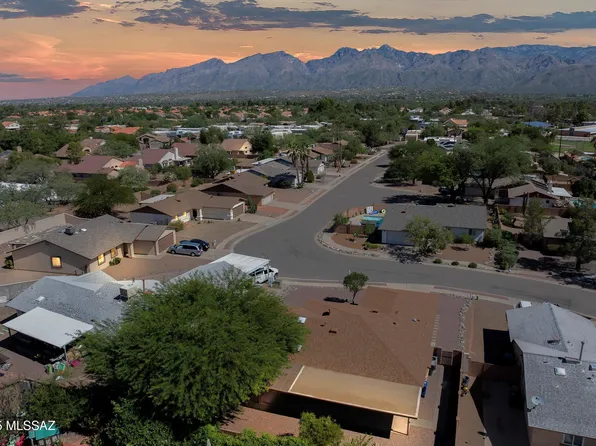 8280 E Calle Playa, Tucson, AZ 85715