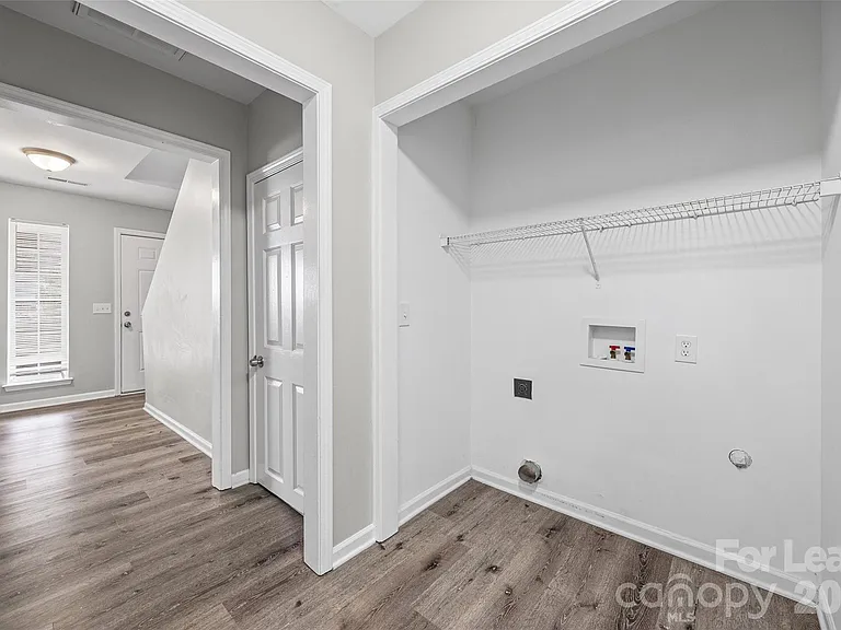 5194 Brooktree Dr — Photo 12