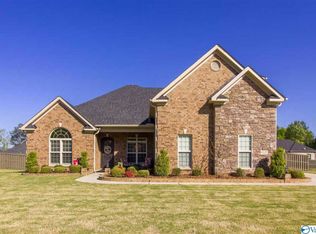 8129 Trail Meadow Dr SE, Owens X Rds, AL 35763
