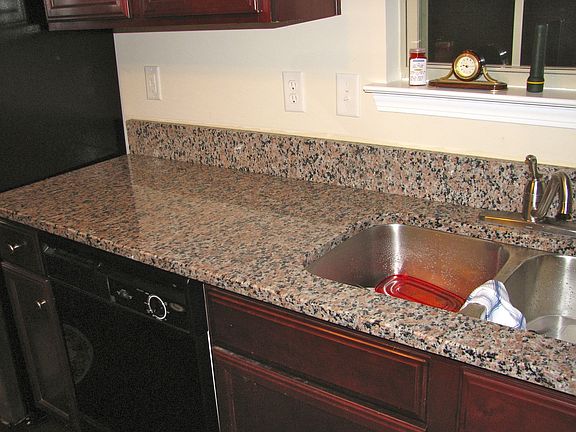 Undermount sink
