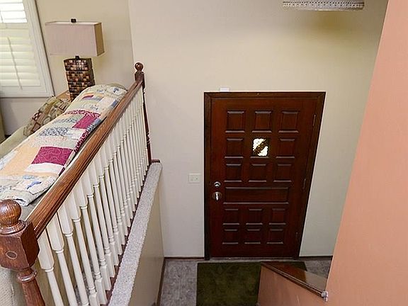 2nd image of 5611 Blackwell Dr