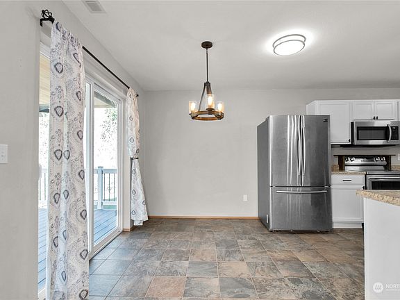 5th image of 6803 Zenda Drive SE