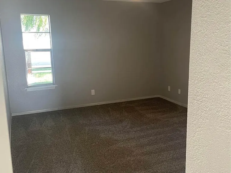1710 N Country Club Rd — Photo 12