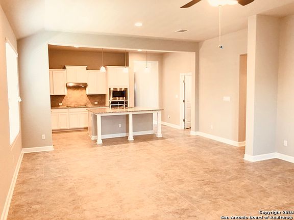 4th image of 874 Pecan Point