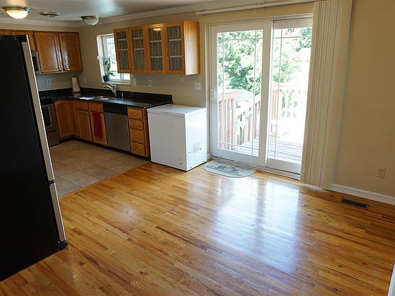 5th image of 3403 E Marietta Ave