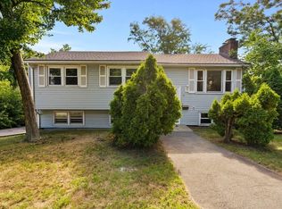 10 Glen Rd, Stoneham, MA 02180