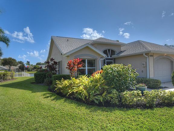 2nd image of 4202 SE Home Way
