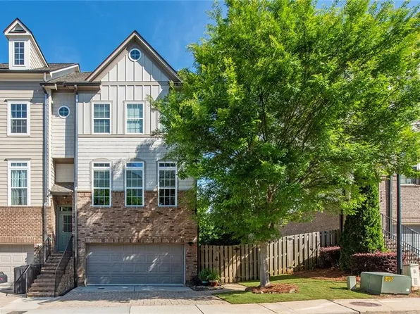 2128 Old Georgian Ter NW, Atlanta, GA 30318