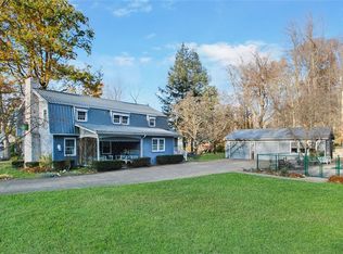 147 Kraus Dr, Erie, PA 16511