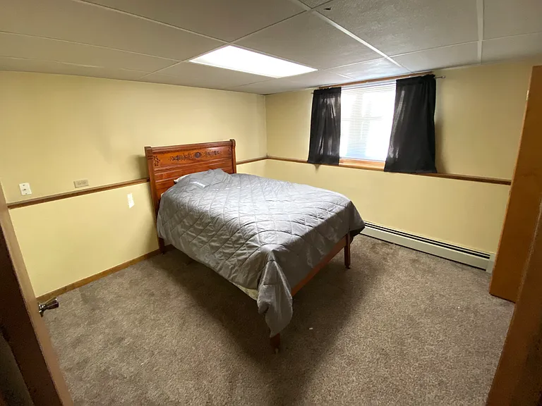 907 Colonial Dr — Photo 4